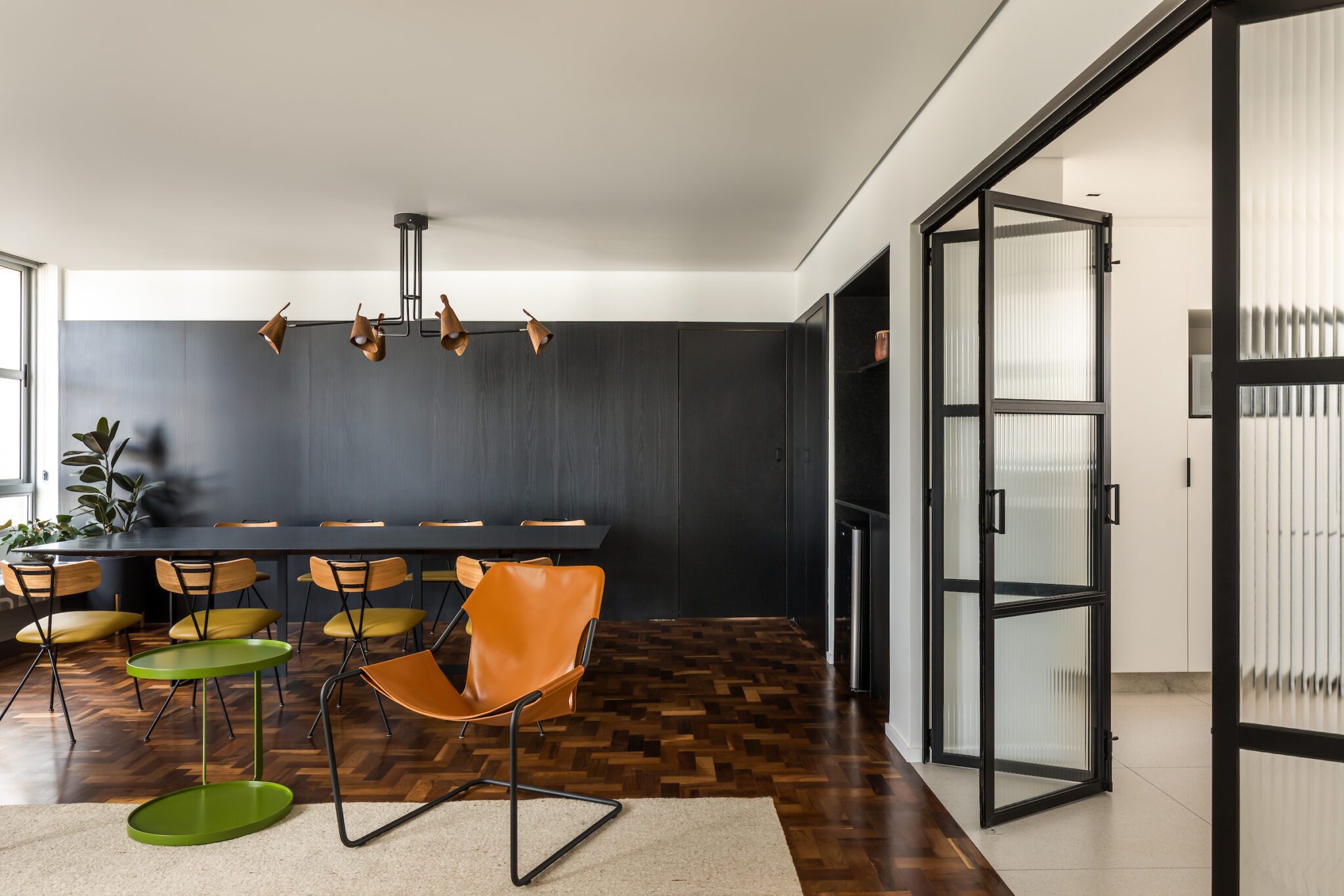 03_Apartamento_Parana_poltrona_paulistano